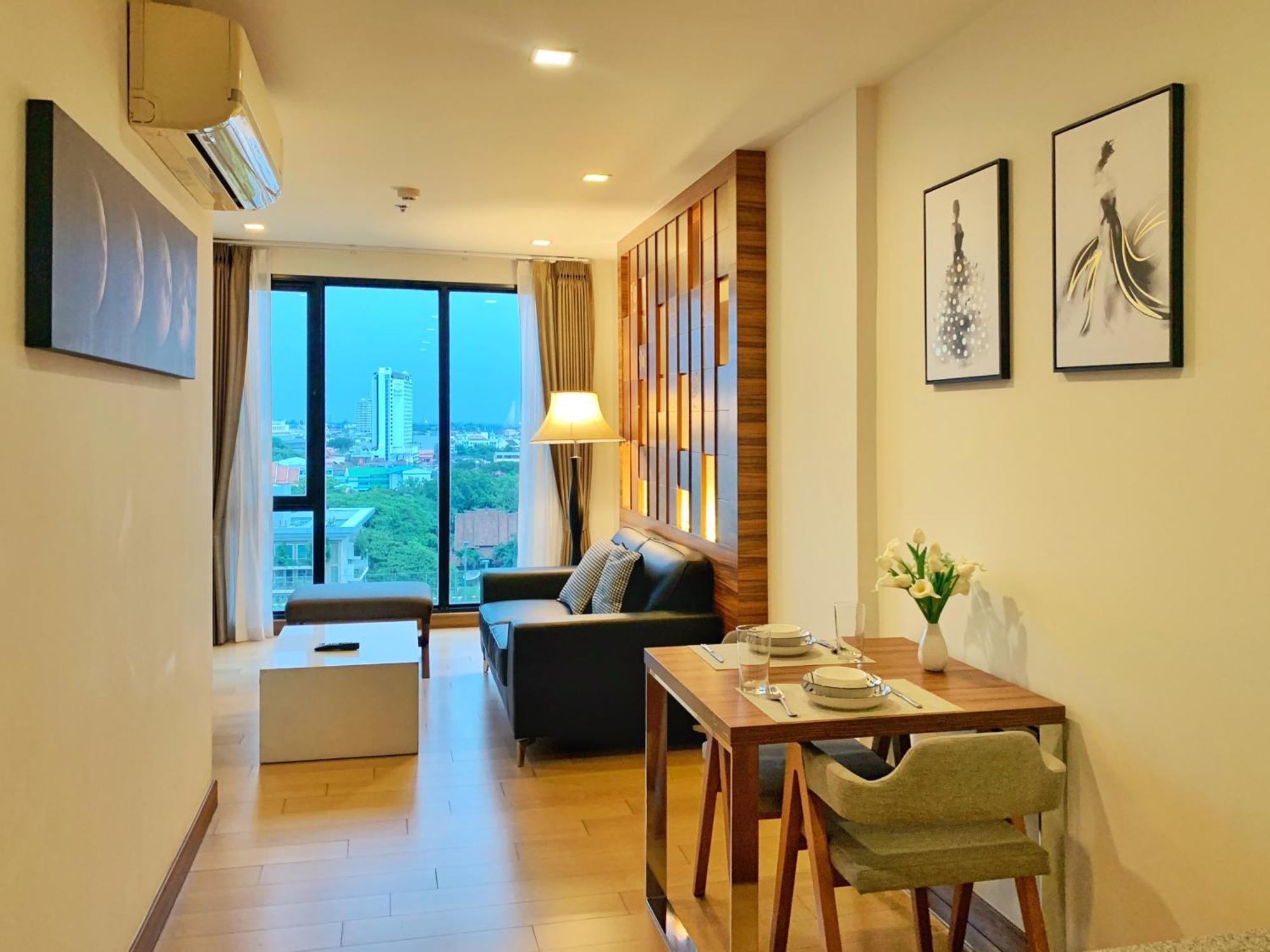 The Astra Cozy Living Suite 치앙마이 외부 사진